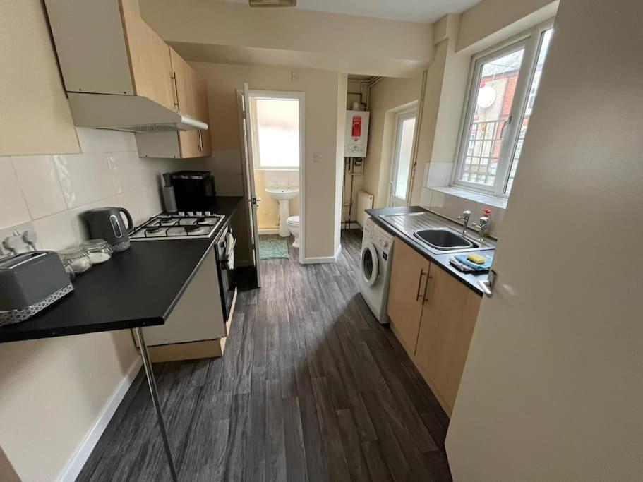Flat 1, 67 Colwick Road Ng2 4Al Apartamento Nottingham Exterior foto