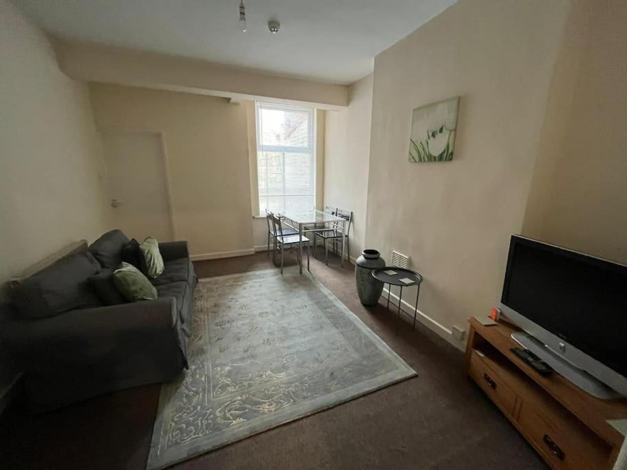 Flat 1, 67 Colwick Road Ng2 4Al Apartamento Nottingham Exterior foto
